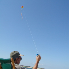 Now this is how to fly a kite!