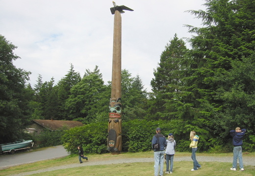 Mom Ruth's trip to the totem poles