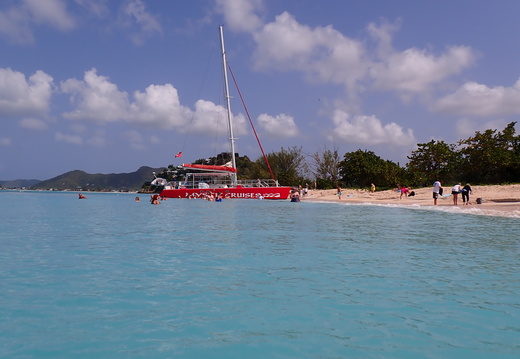 Our excursion catamaran 