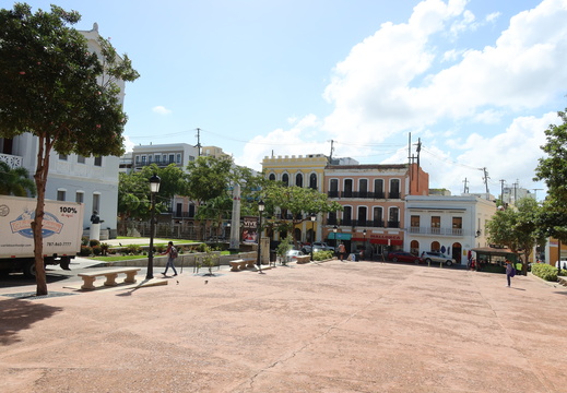 Different view of Plaza de la Barandilla