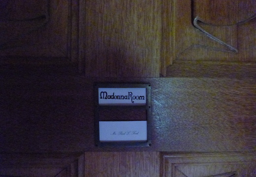 Room card - Madonna Room